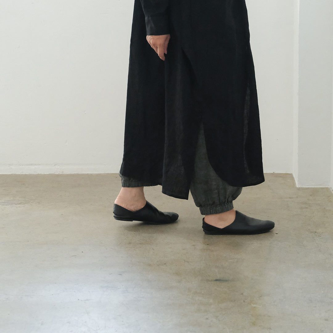 SALUÉ／バンドカラー長袖シャツドレス／ミッドウェイトリネン