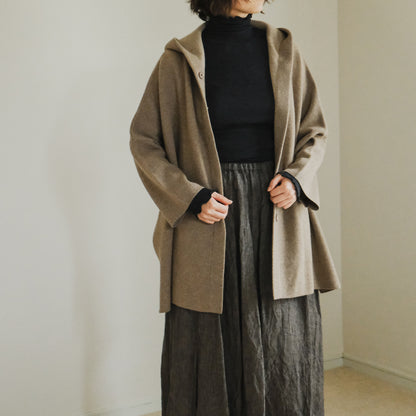 me.／merino washable wool タートルネック