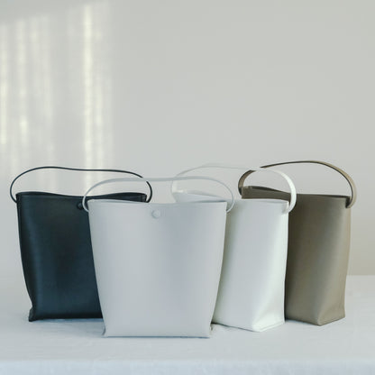 STUDIO LA CAUSE／【受注商品】包みホックショルダーBG129 EM