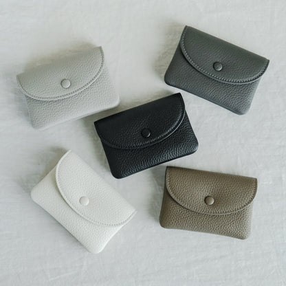 STUDIO LA CAUSE／【受注商品】 内縫いフラップマルチパースCA 019w EM