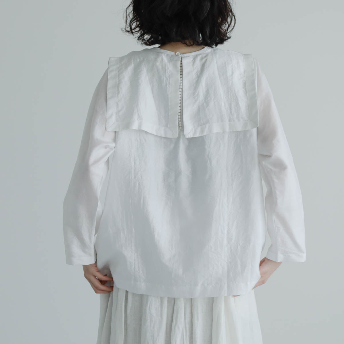 BUNON／Back Button Sailor Blouse（BN4034）