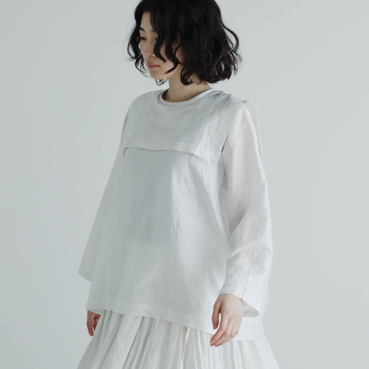 BUNON／Back Button Sailor Blouse（BN4034）