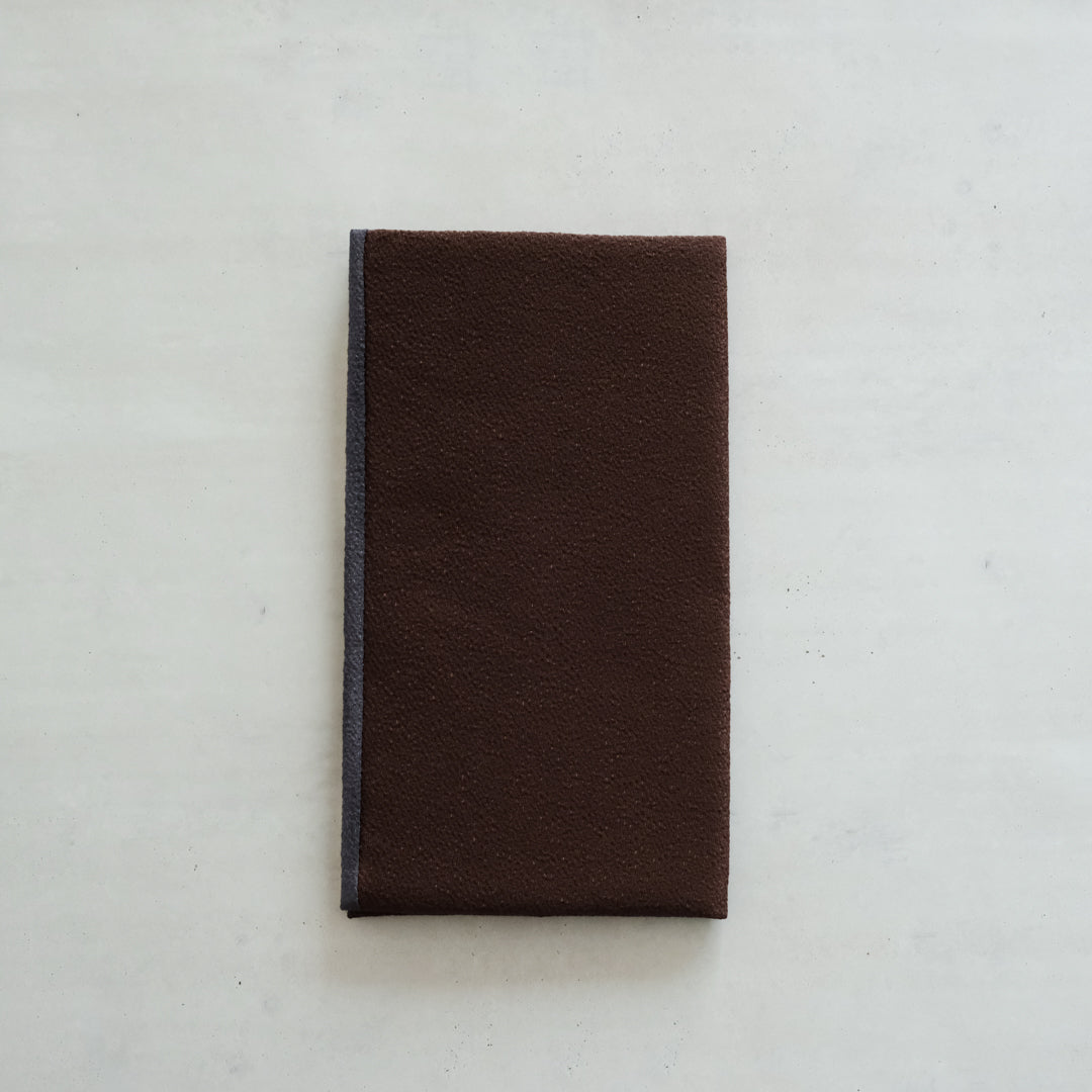 shuo'／Fukusa
( Brown × Bluish Purple )