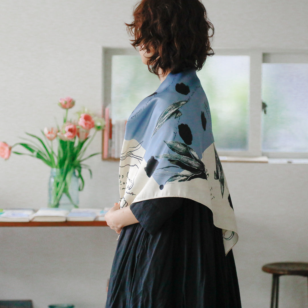 vent de moe／スカーフ black tulip blue