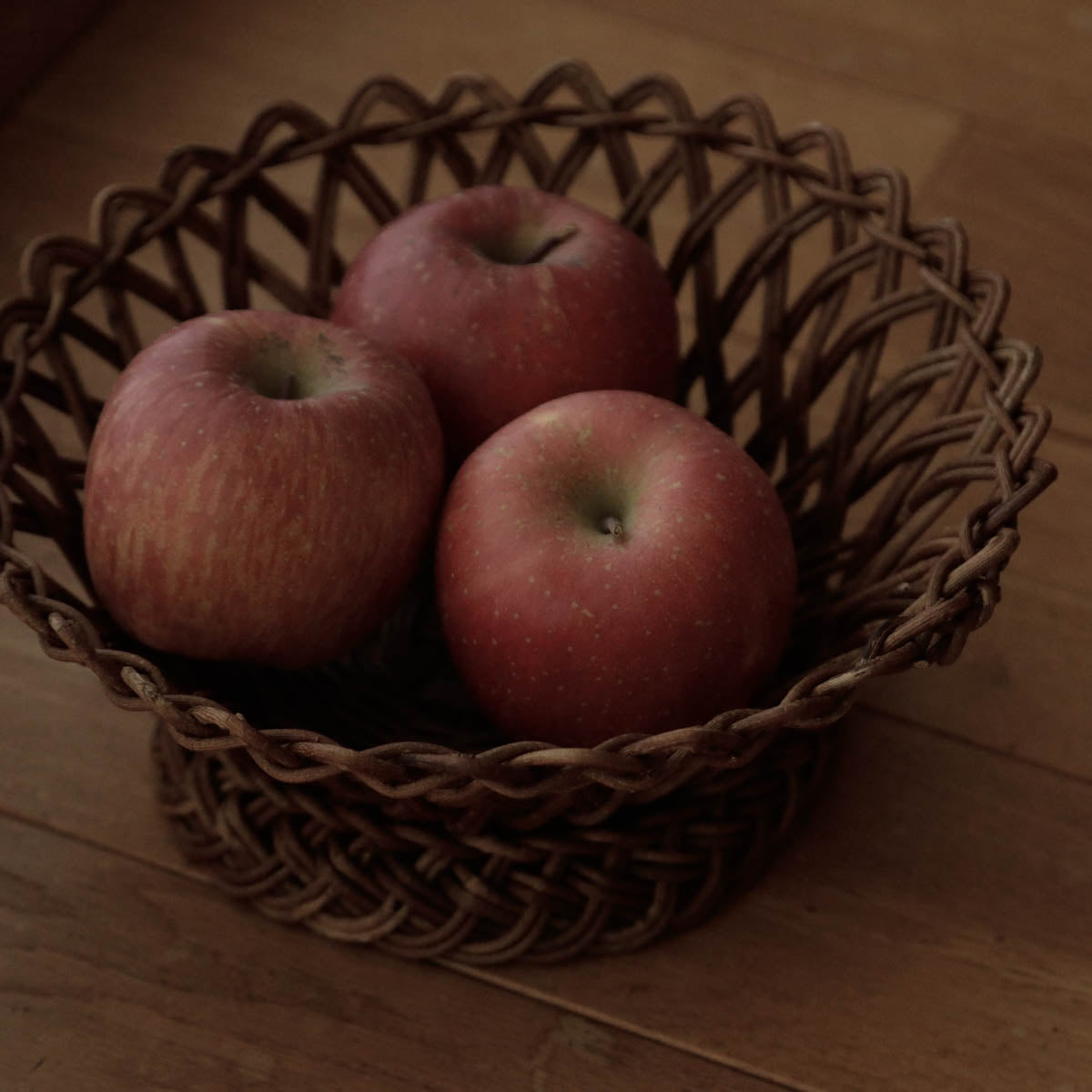 宮本工芸／【受注商品】あけびかご　りんごかご