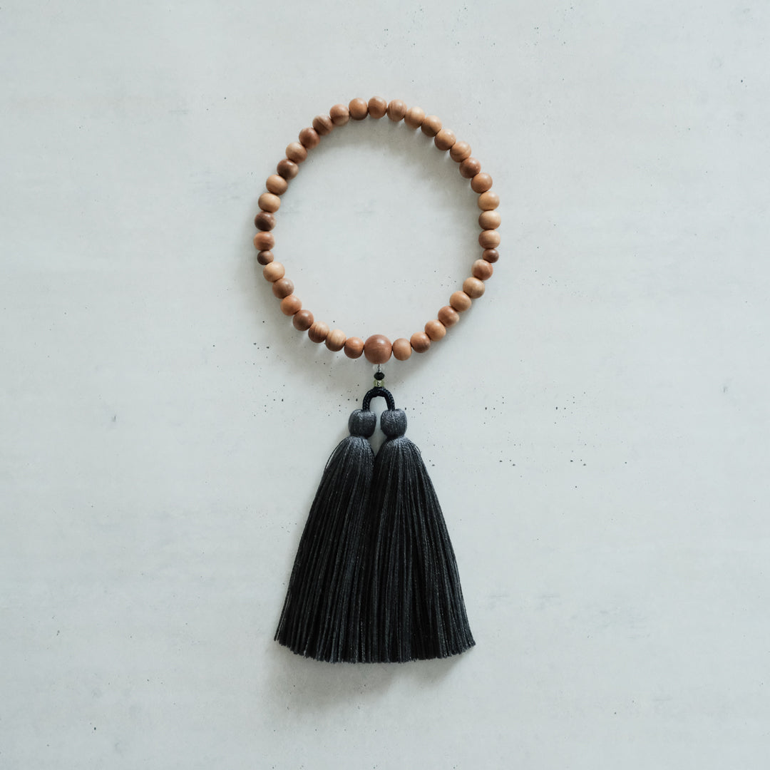 shuo'／Juzu
( Sandalwood / Small )