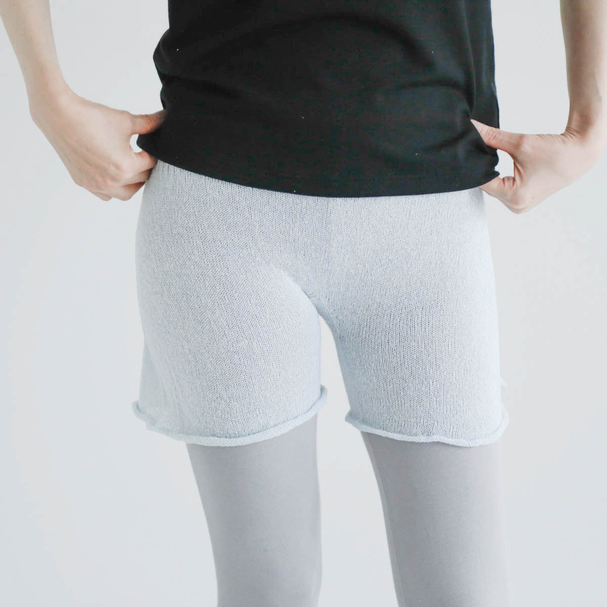 meri ja kuu／シルク2分丈インナーパンツ（mj-2P-HS1）