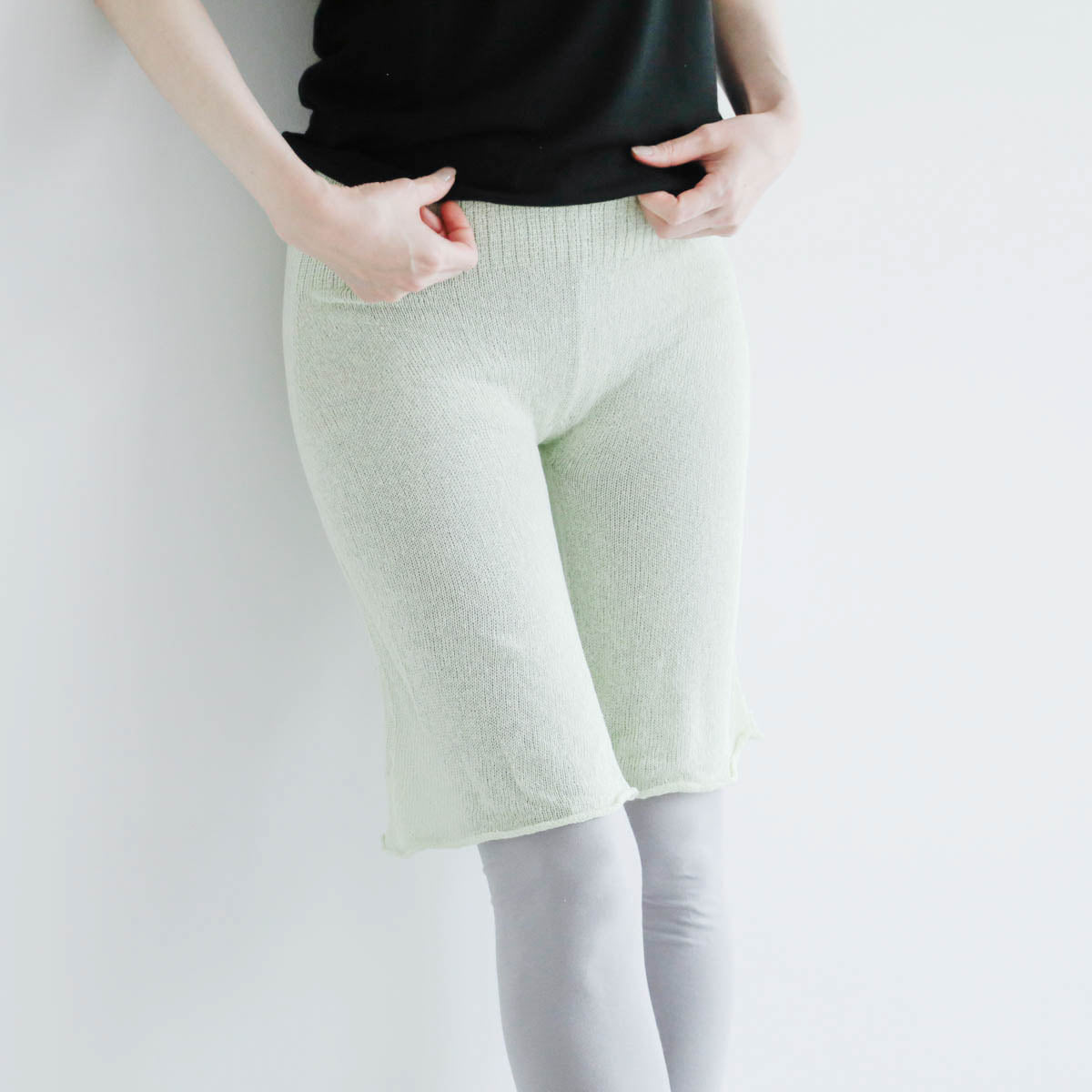 meri ja kuu／シルク4分丈インナーパンツ（mj-4P-HS1）