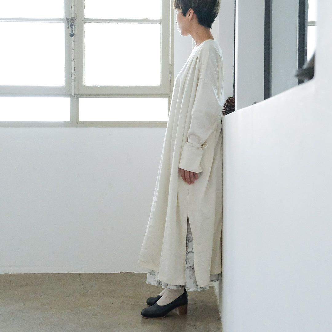 the last flower of the afternoon／月暈のprayer slit dress　