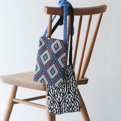 ANTOTE／BALAI PHONE POUCH