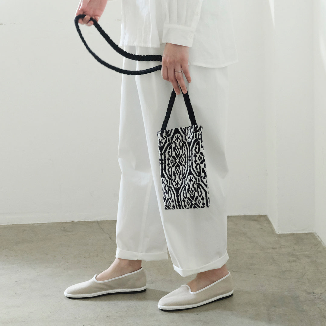 ANTOTE／BALAI PHONE POUCH