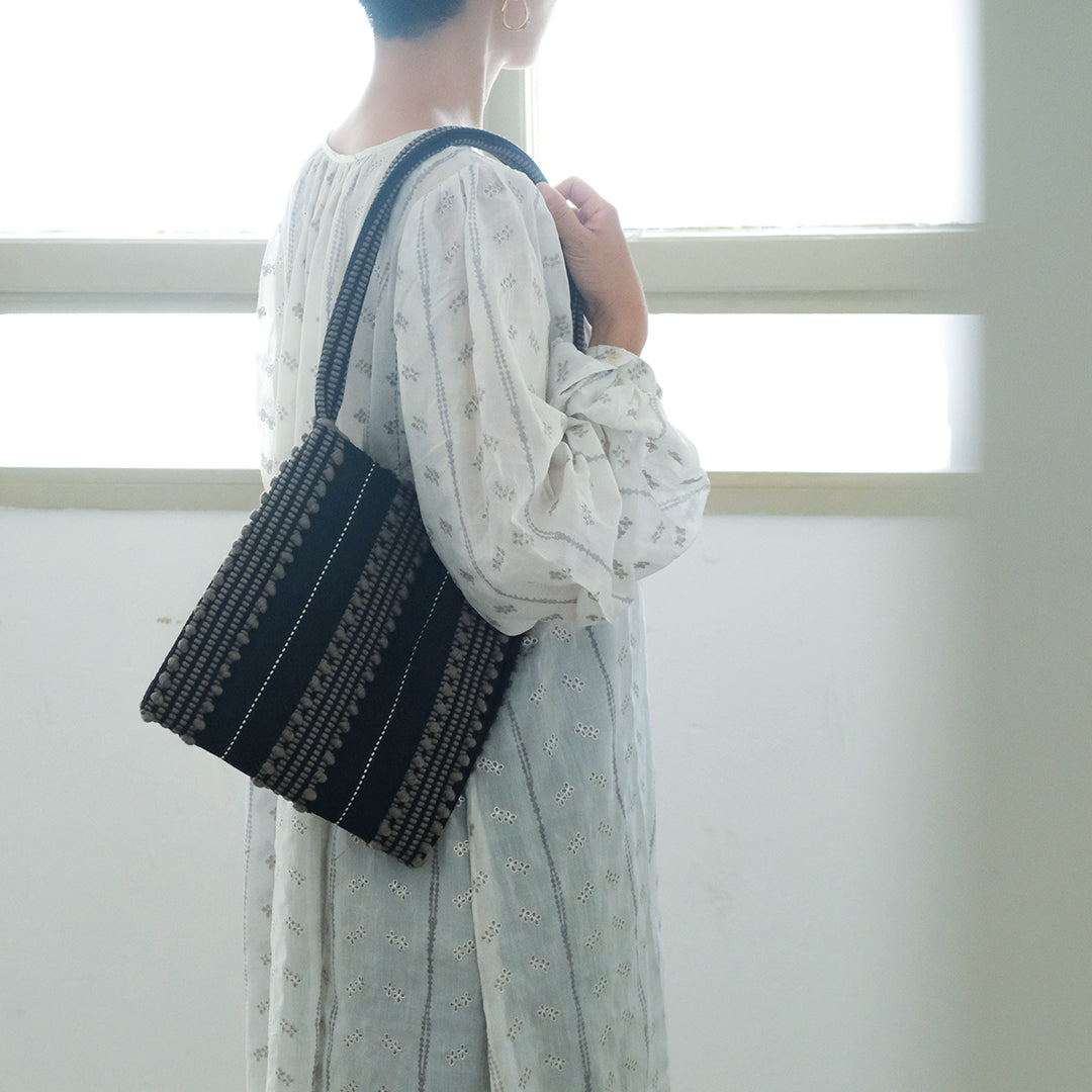 Antonello Tedde／MARIA PIA Righe doppie POUCH