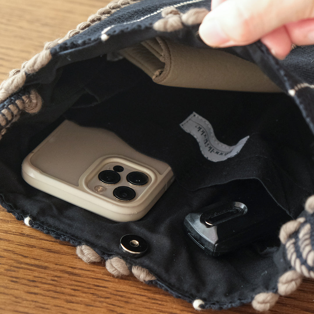 Antonello Tedde／MARIA PIA Righe doppie POUCH