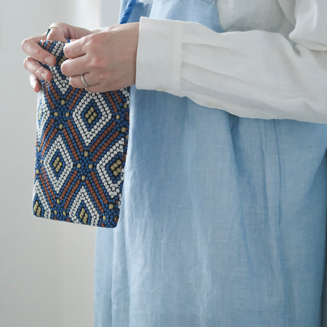 ANTOTE／BALAI PHONE POUCH