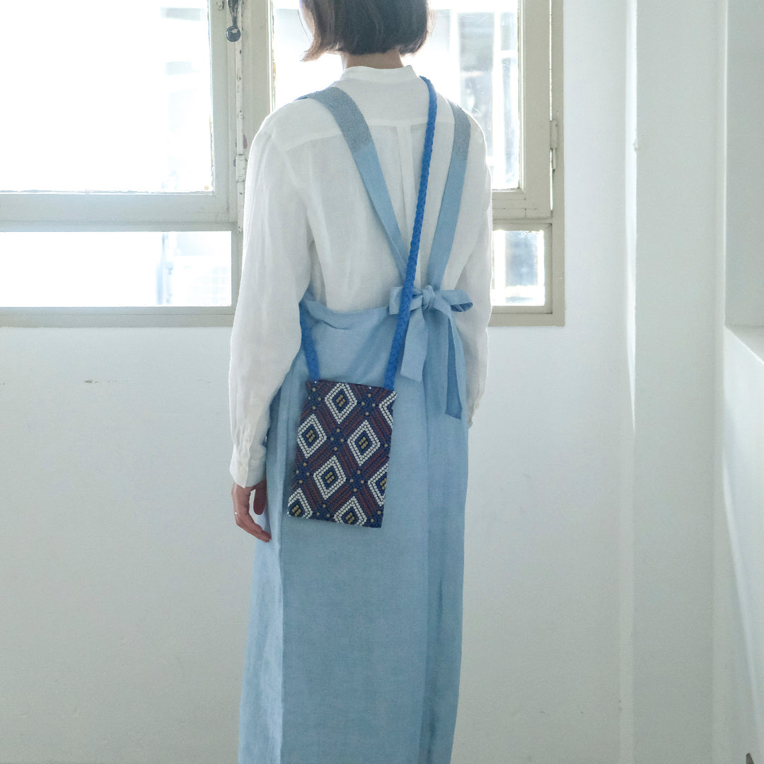 ANTOTE／BALAI PHONE POUCH