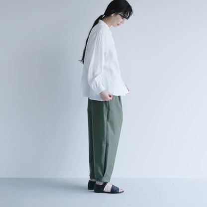 SALUÉ／バンドカラーギャザーシャツ／ライトウェイトリネン