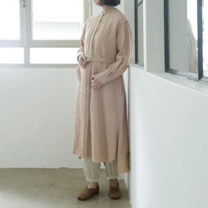 SALUÉ／バンドカラー長袖シャツドレス／ミッドウェイトリネン