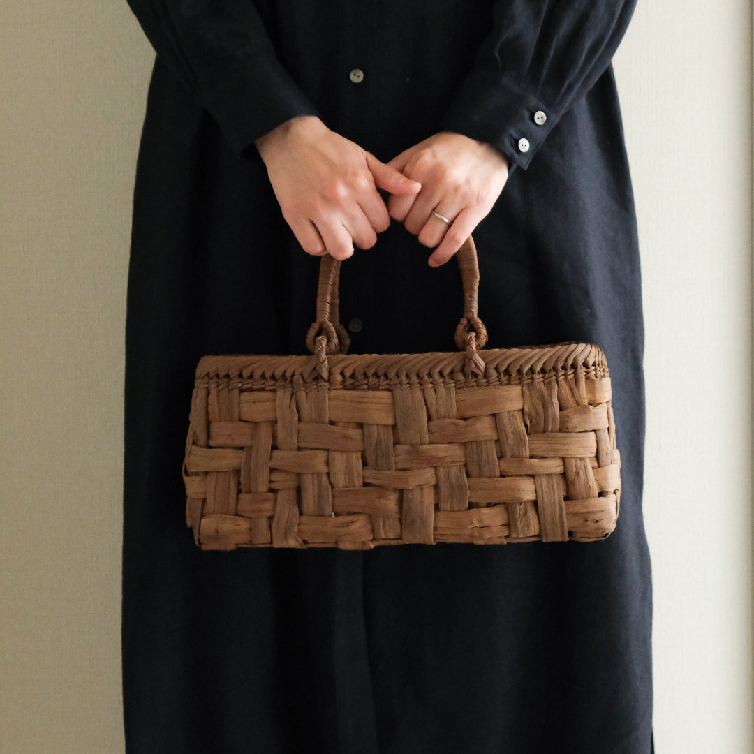 宮本工芸／【受注商品】山ぶどうかご 太巾あじろ編み 巻き手 ロータイプ