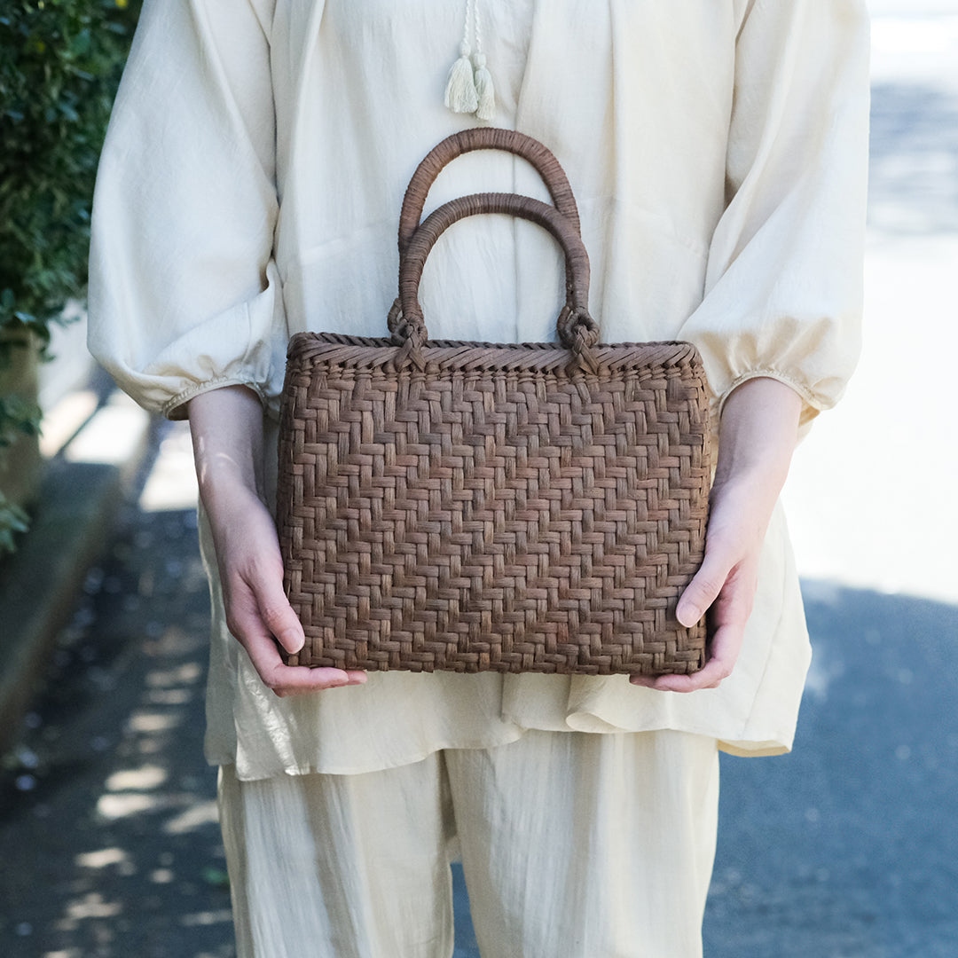 宮本工芸／【受注商品】山ぶどうかご あじろ編み 角型2.5分 巻き手
