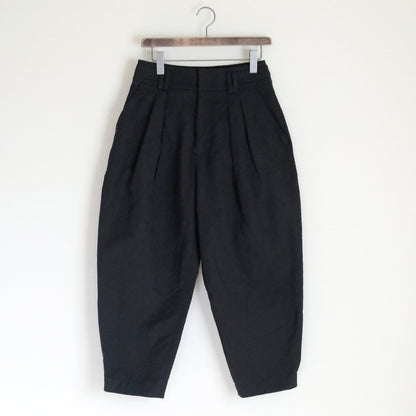 SALUÉ／【受注商品】エッグチノパンツ／コットンリネン  size 0