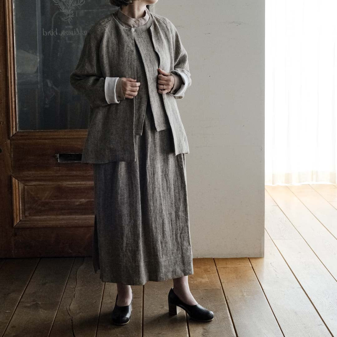 SALUÉ／ワンサイドスリットロングスカート／ヘリンボーンリネン