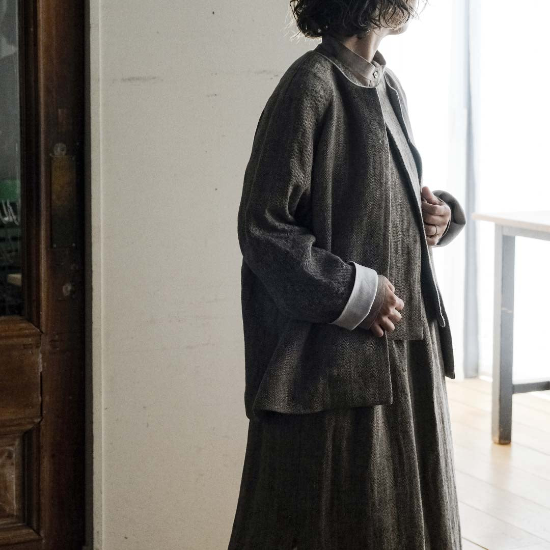 SALUÉ／ワンサイドスリットロングスカート／ヘリンボーンリネン