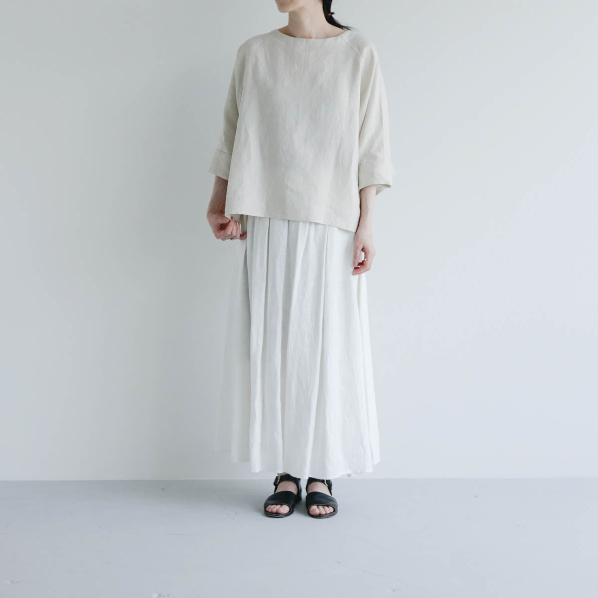 SALUÉ／【予約商品】ボートネックシャツ／リネン