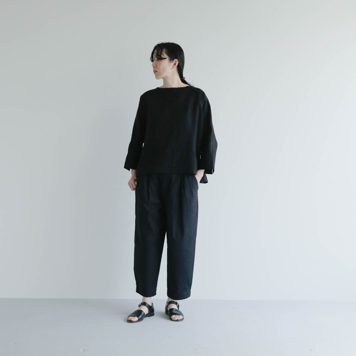 SALUÉ／【予約商品】ボートネックシャツ／リネン