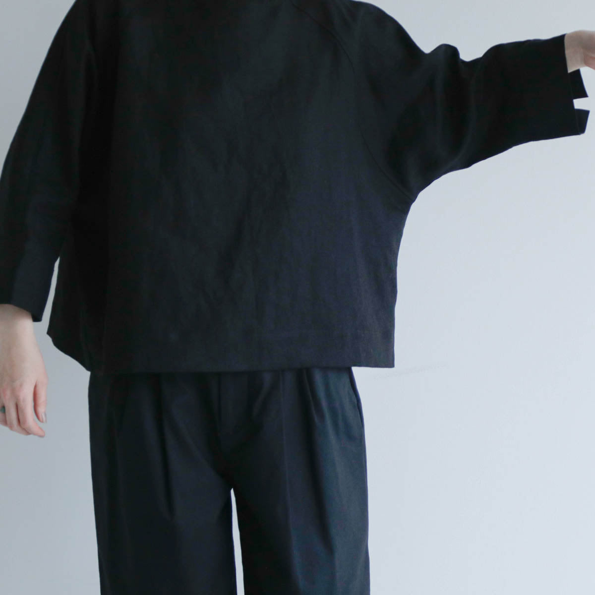 SALUÉ／【予約商品】ボートネックシャツ／リネン