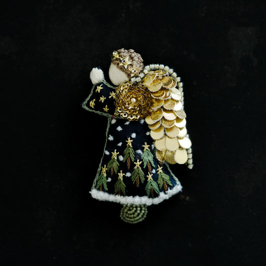 BOZZOLO／祈る天使 Brooch （A）