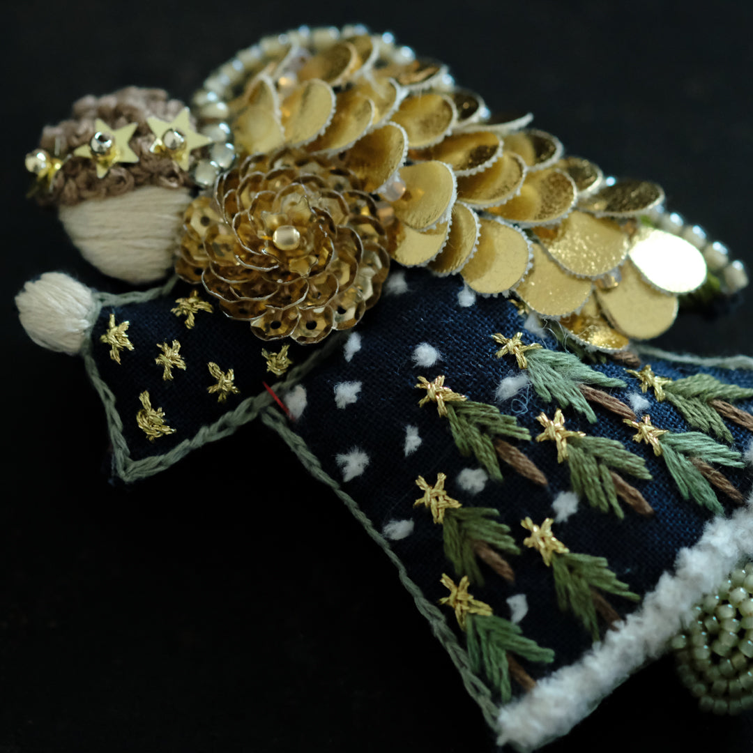 BOZZOLO／祈る天使 Brooch （A）