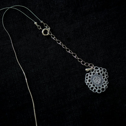yuki onizuka／維束管Lace　ネックレス