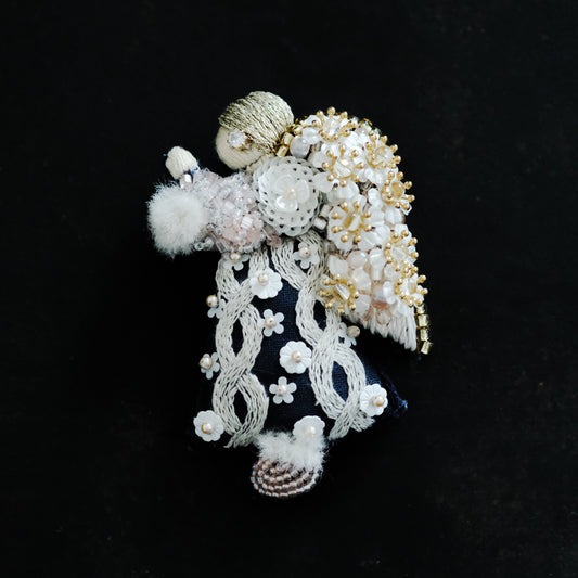 BOZZOLO／祈る天使 Brooch （D）