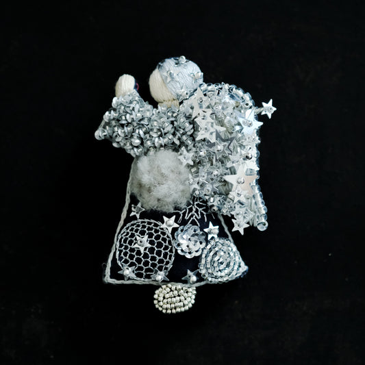BOZZOLO／祈る天使 Brooch （F）
