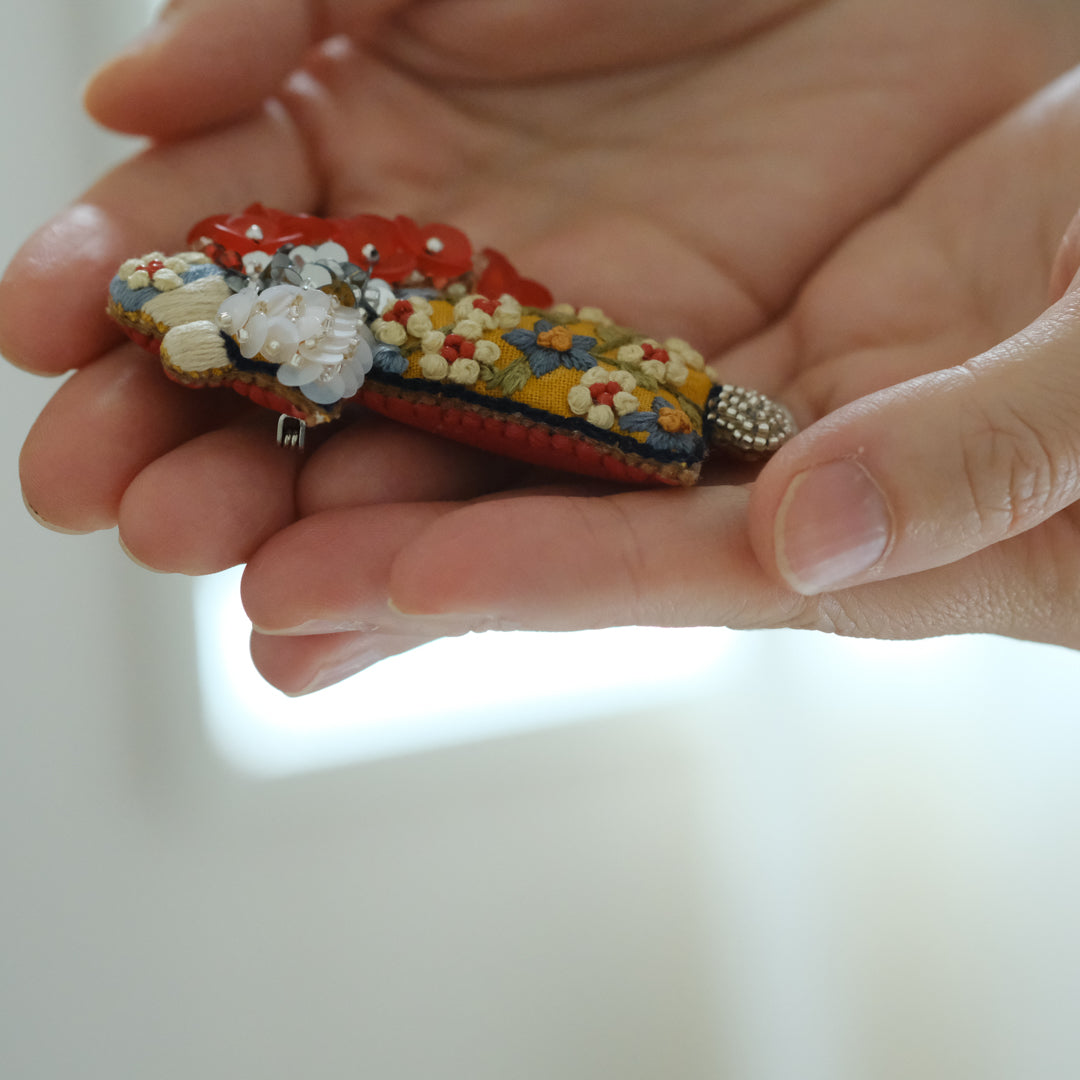 BOZZOLO／祈る天使 Brooch （N）