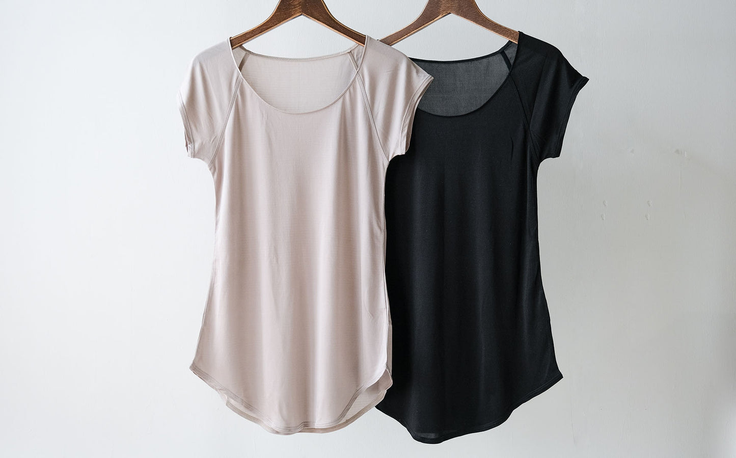 COCOONA SKINWEAR／フレンチスリーブトップ（スムース）