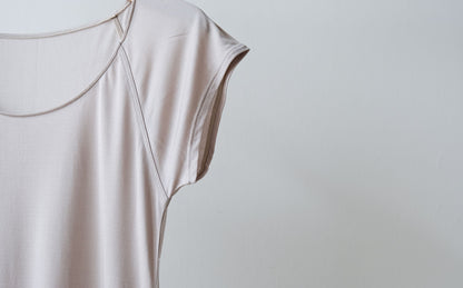 COCOONA SKINWEAR／フレンチスリーブトップ（スムース）