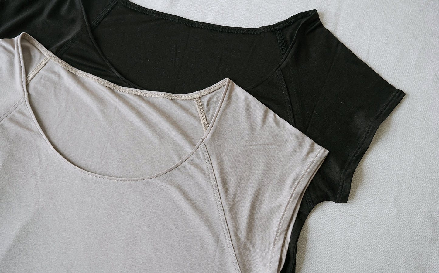 COCOONA SKINWEAR／フレンチスリーブトップ（スムース）