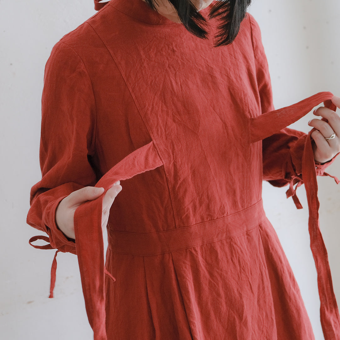 the last flower of the afternoon／かげとひかりのribbon dress