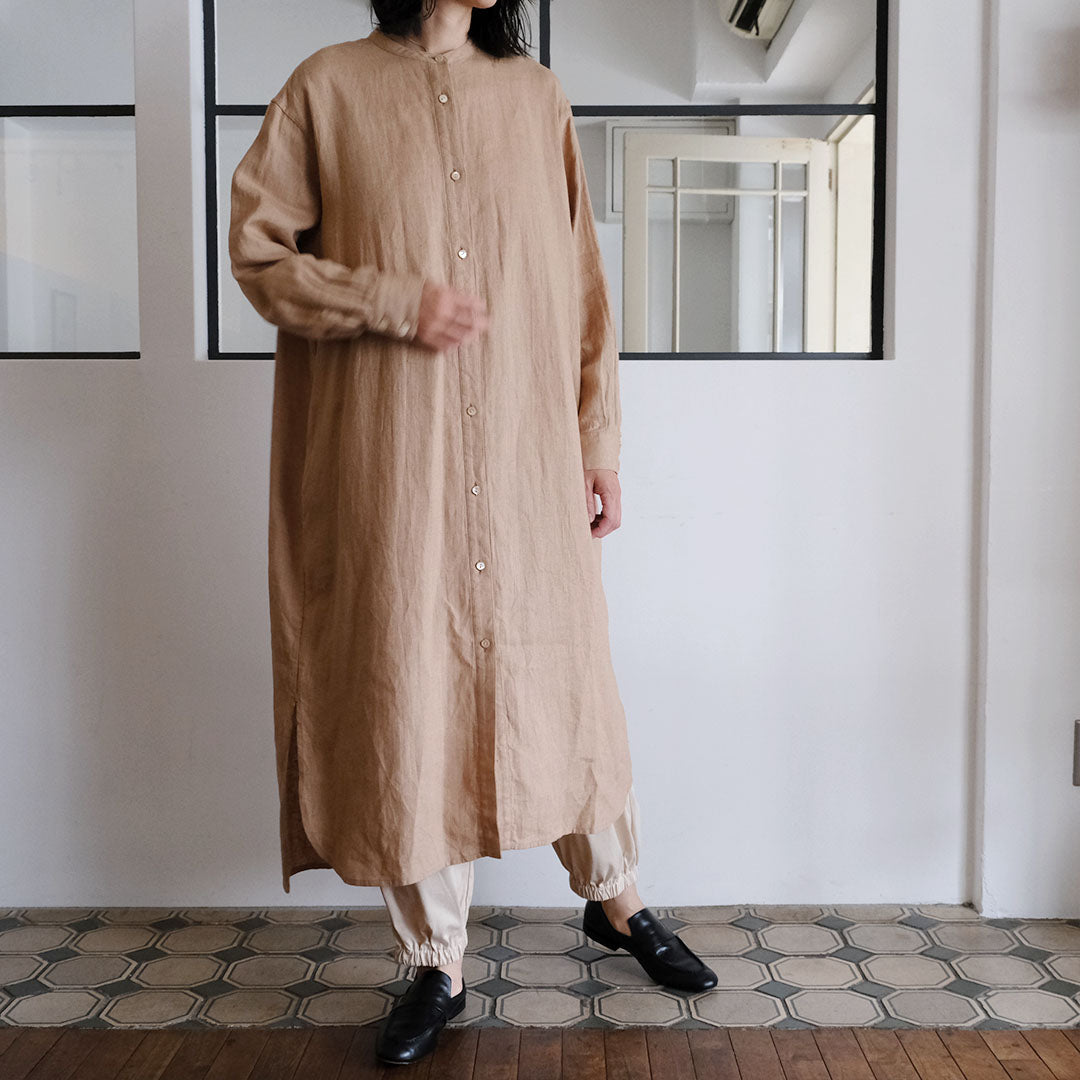 SALUÉ／バンドカラー長袖シャツドレス／ミッドウェイトリネン