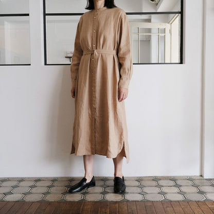 SALUÉ／バンドカラー長袖シャツドレス／ミッドウェイトリネン