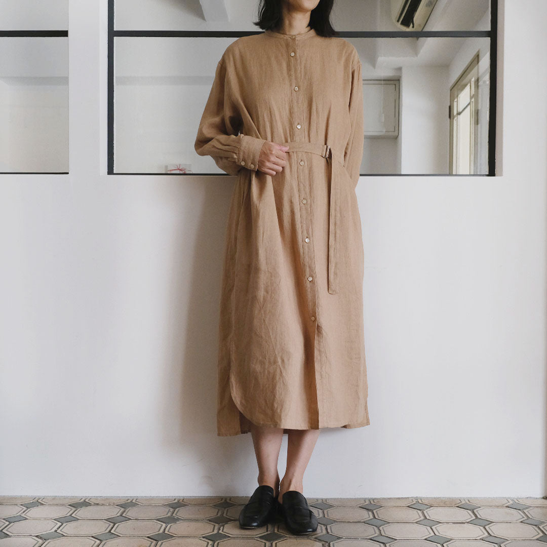 SALUÉ／バンドカラー長袖シャツドレス／ミッドウェイトリネン