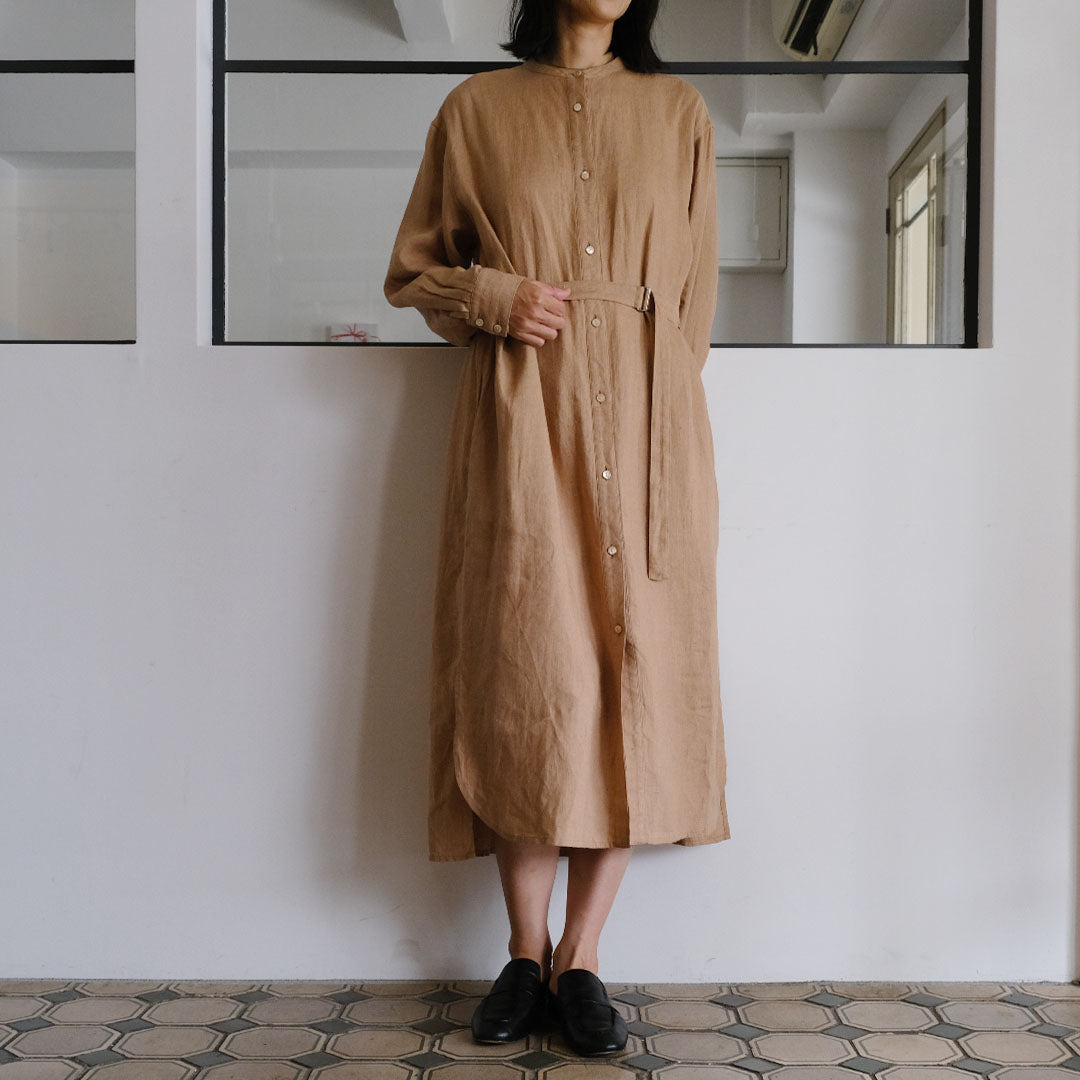 SALUÉ／バンドカラー長袖シャツドレス／ミッドウェイトリネン