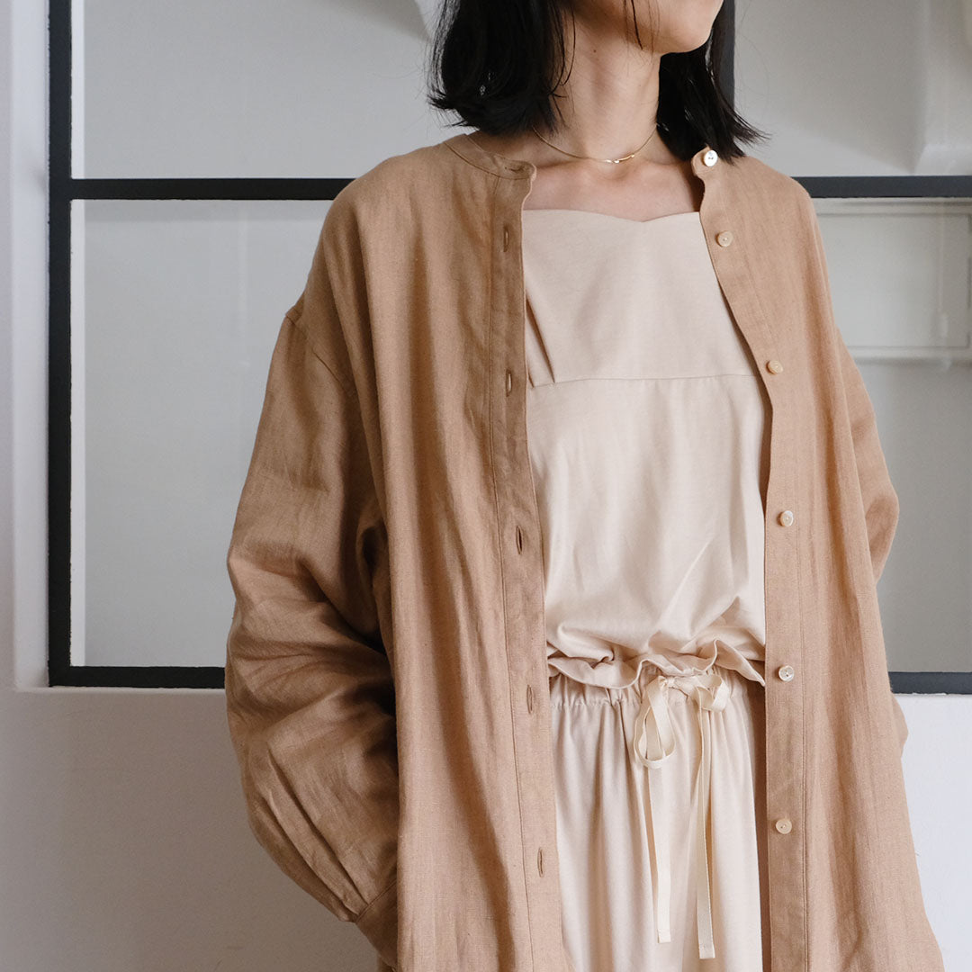 SALUÉ／バンドカラー長袖シャツドレス／ミッドウェイトリネン