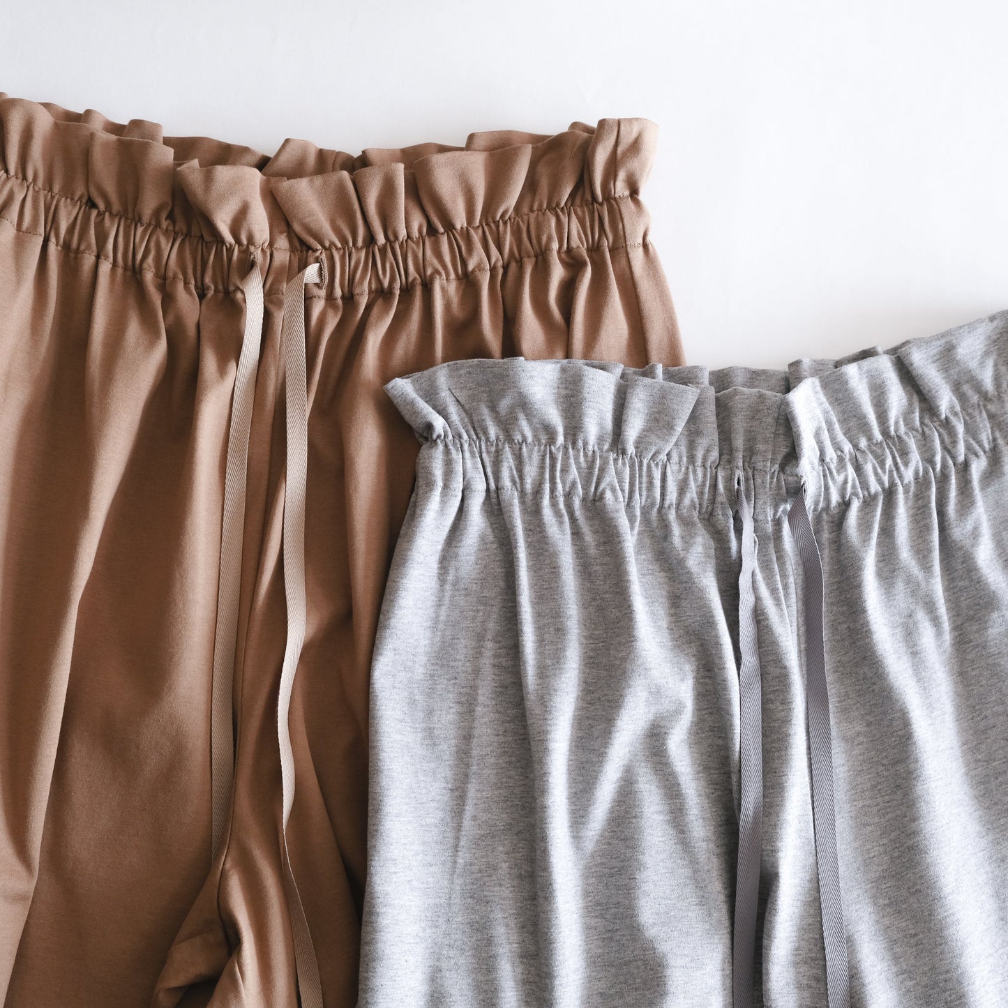 SALUÉ／white label スムース パンツ