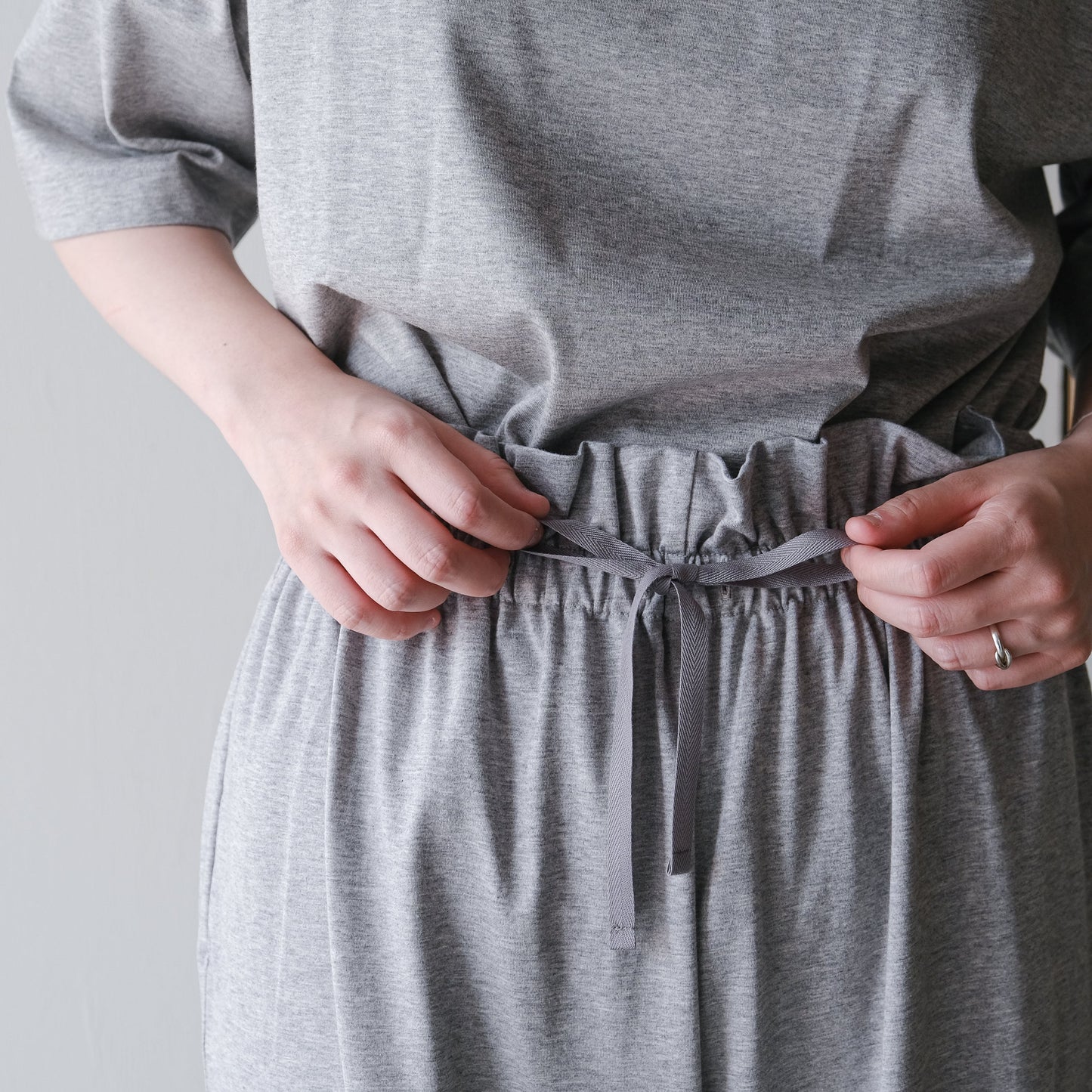 SALUÉ／white label スムース パンツ