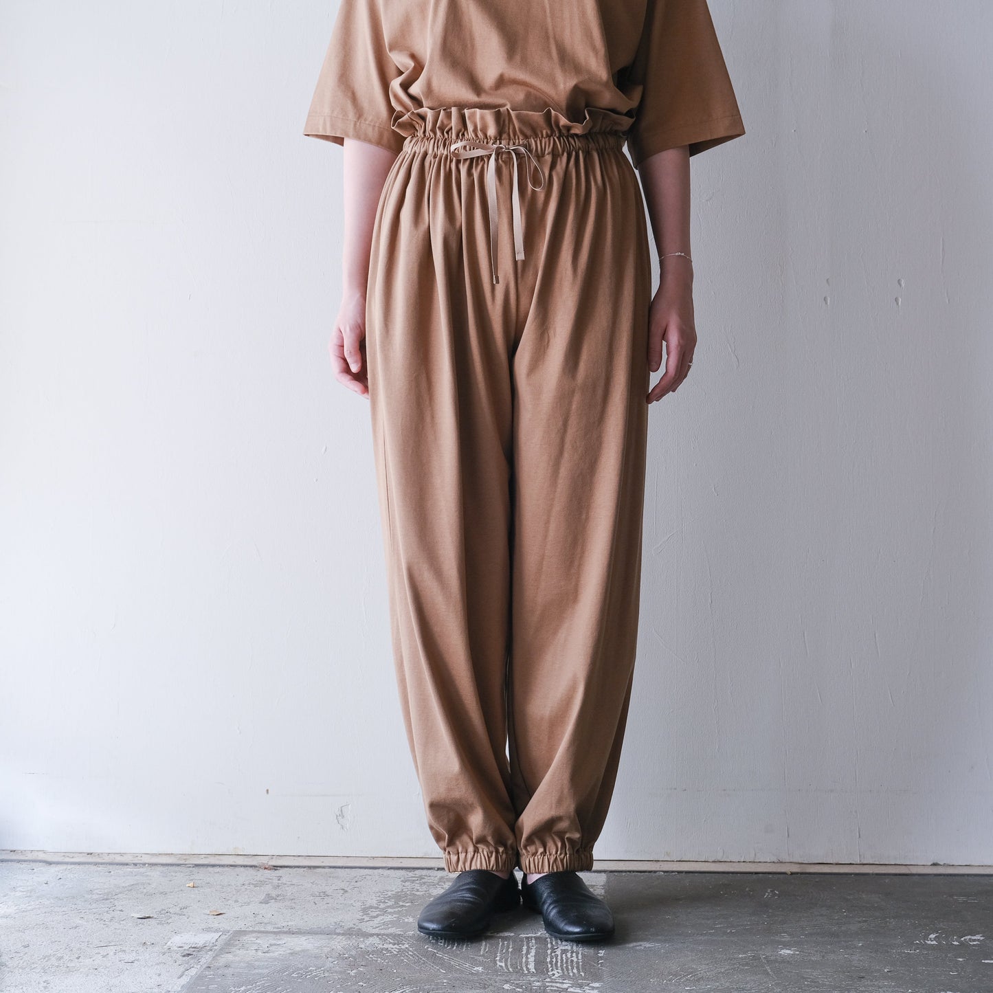 SALUÉ／white label スムース パンツ