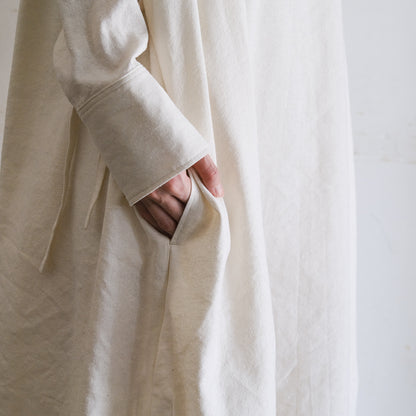 the last flower of the afternoon／月暈のprayer slit dress　