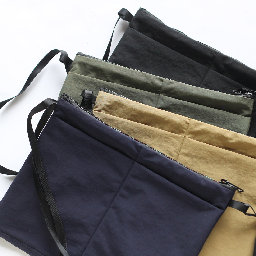 NIZYU KANO／LIGHT NYLON サコッシュS