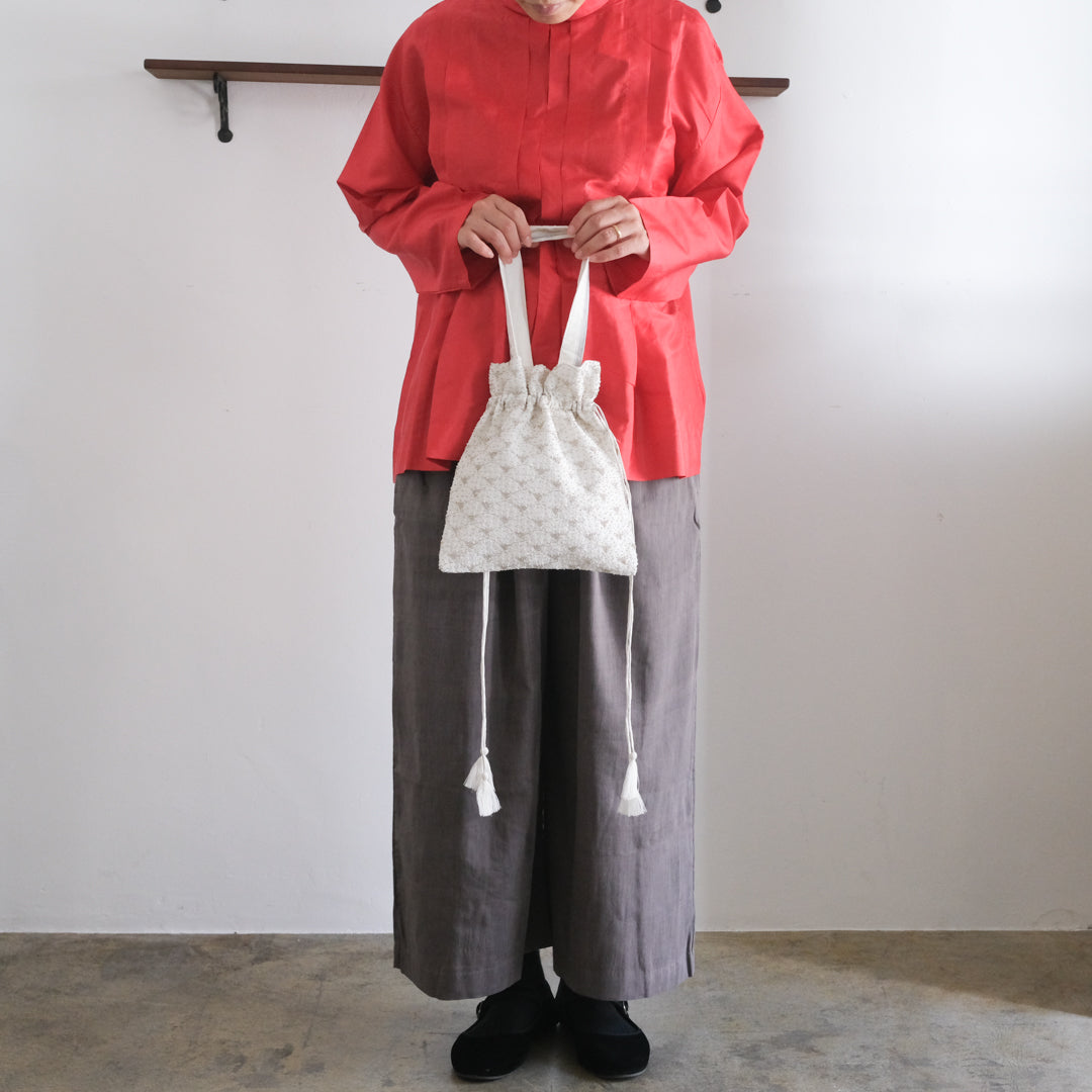 BUNON／High neck Tuck Blouse